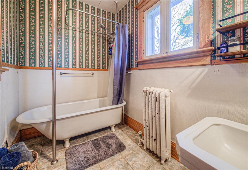 543 Queenston Road Property Photo 29