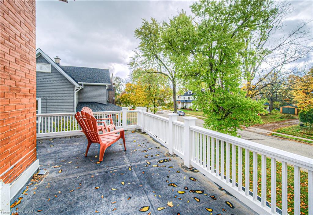 543 Queenston Road Property Photo 32