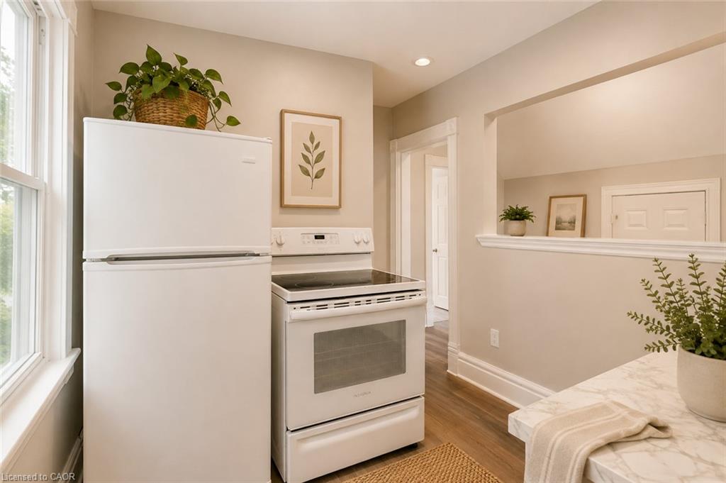 338 Hamilton Road Property Photo 10