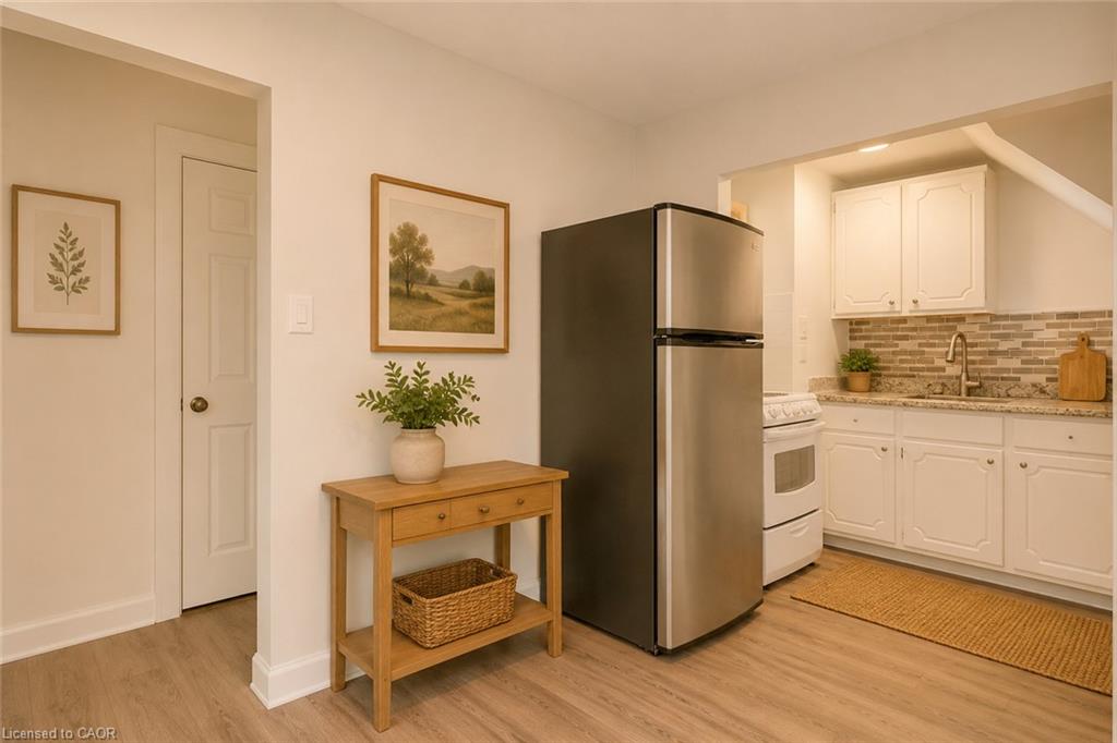 338 Hamilton Road Property Photo 11