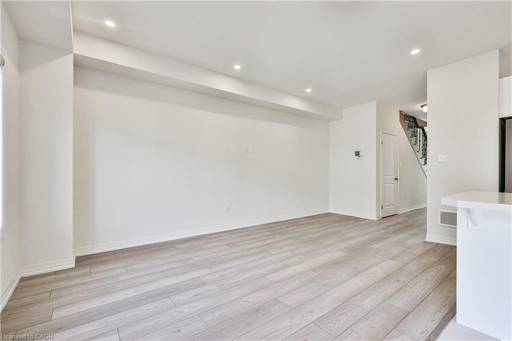 9 Wakeling Drive Property Photo 12
