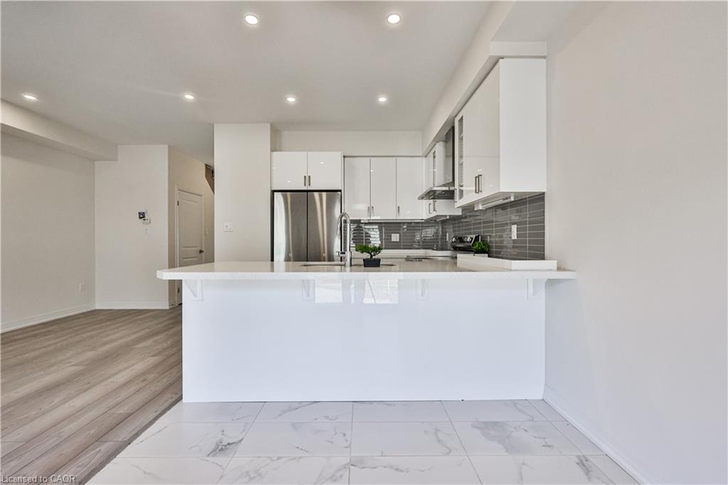 9 Wakeling Drive Property Photo 13