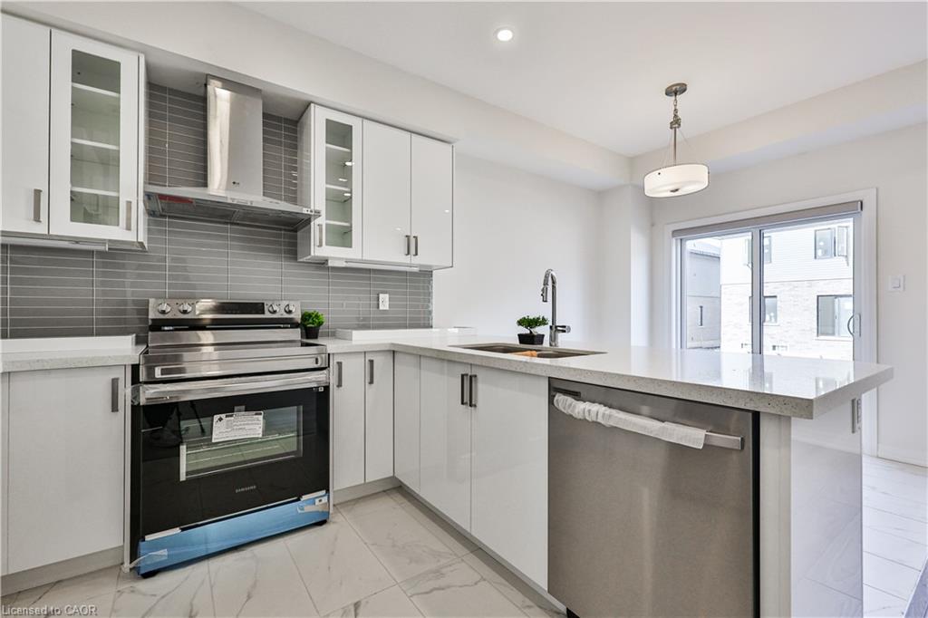 9 Wakeling Drive Property Photo 18