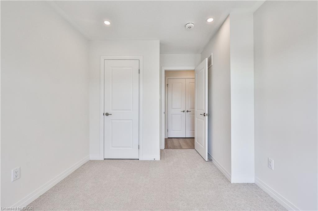 9 Wakeling Drive Property Photo 32