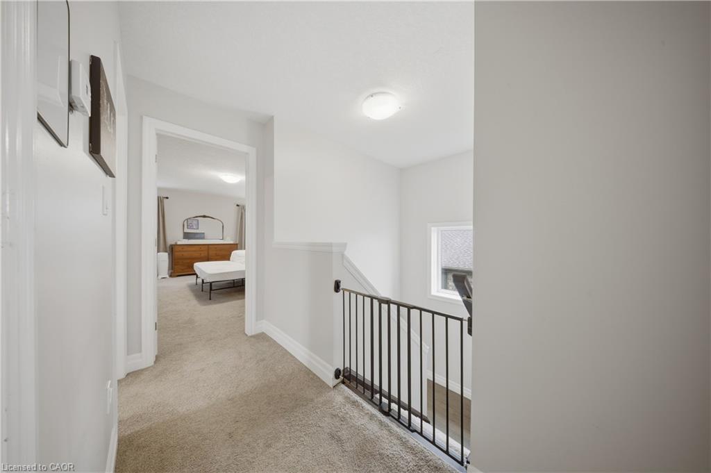 300 Hutton Street E Property Photo 20
