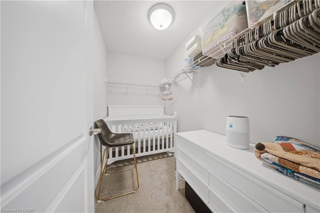 300 Hutton Street E Property Photo 25