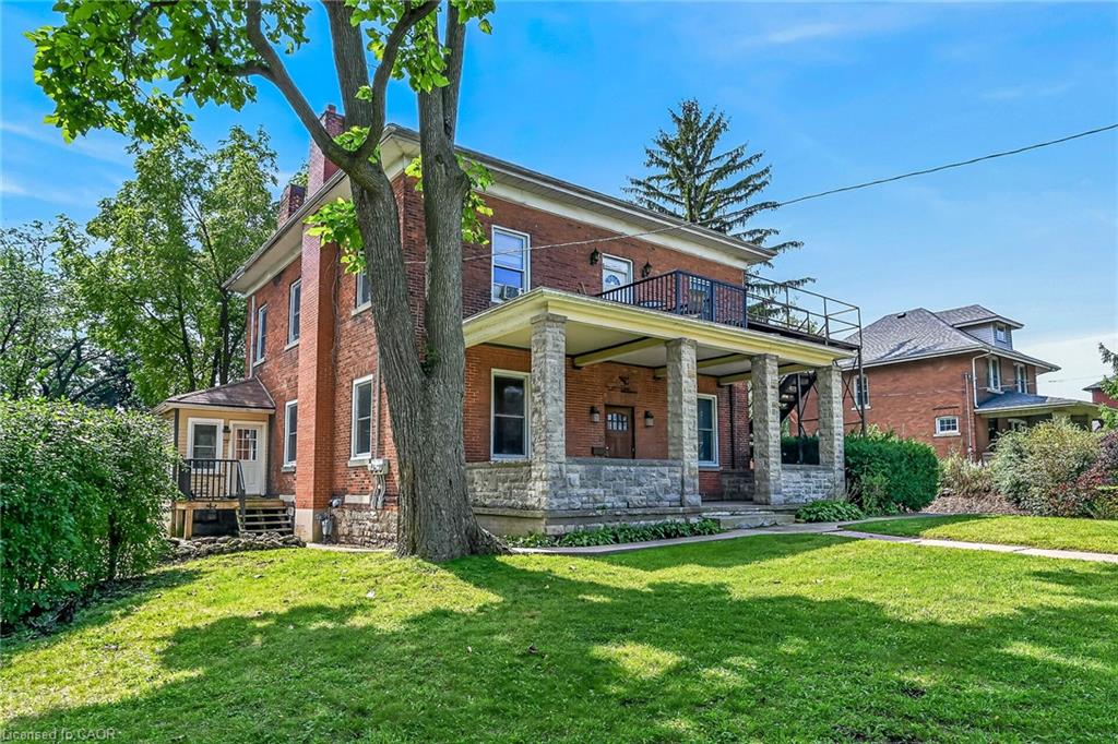 15 St David Street W Property Photo 7