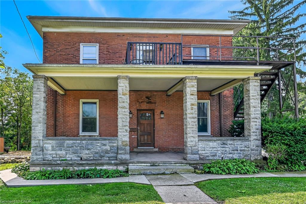 15 St David Street W Property Photo 8