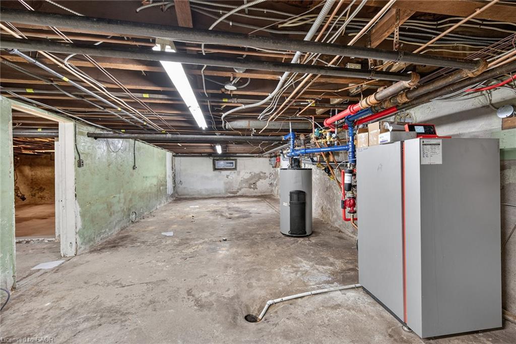 15 St David Street W Property Photo 29