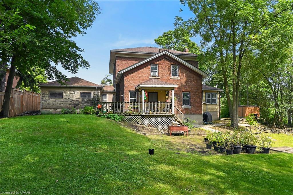 15 St David Street W Property Photo 39