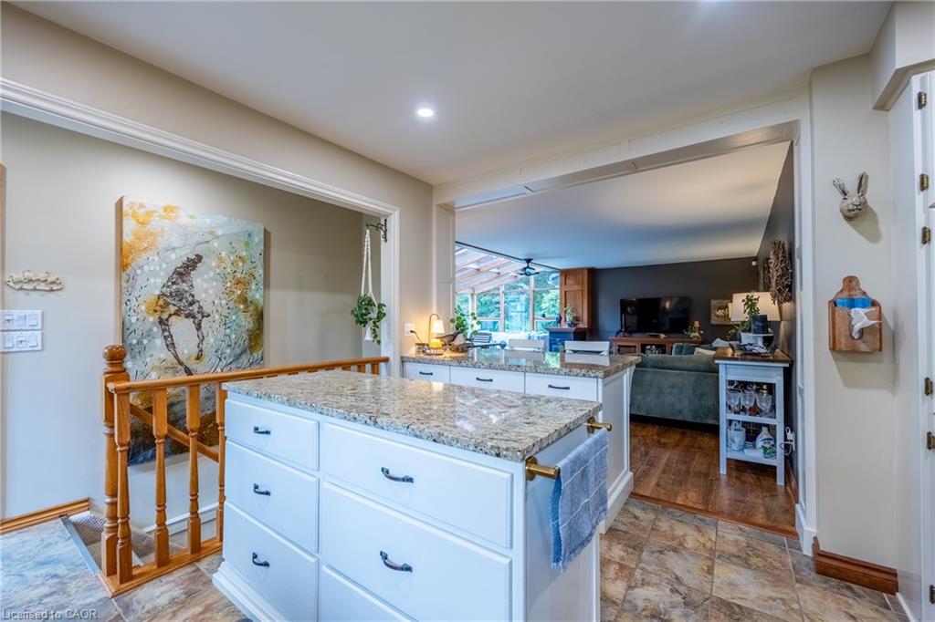 9 Sheridan Boulevard Property Photo 9
