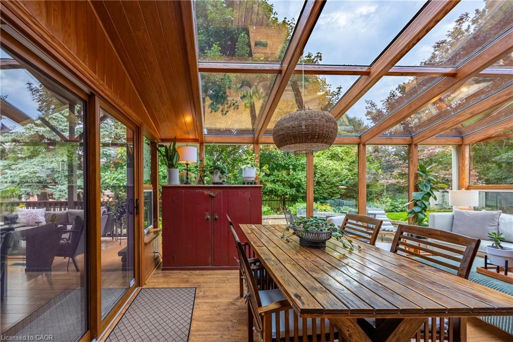 9 Sheridan Boulevard Property Photo 13