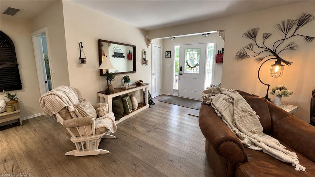 22815 Eastlawn Road Property Photo 4