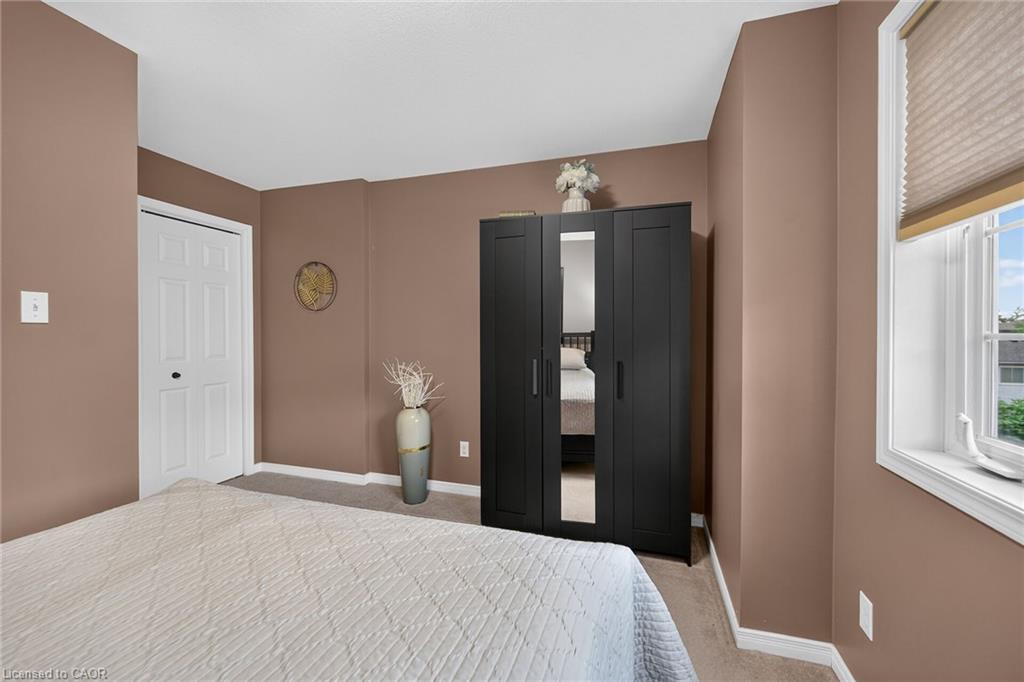 17-1328 Upper Sherman Avenue Property Photo 24