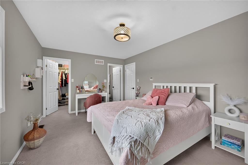 17-1328 Upper Sherman Avenue Property Photo 27