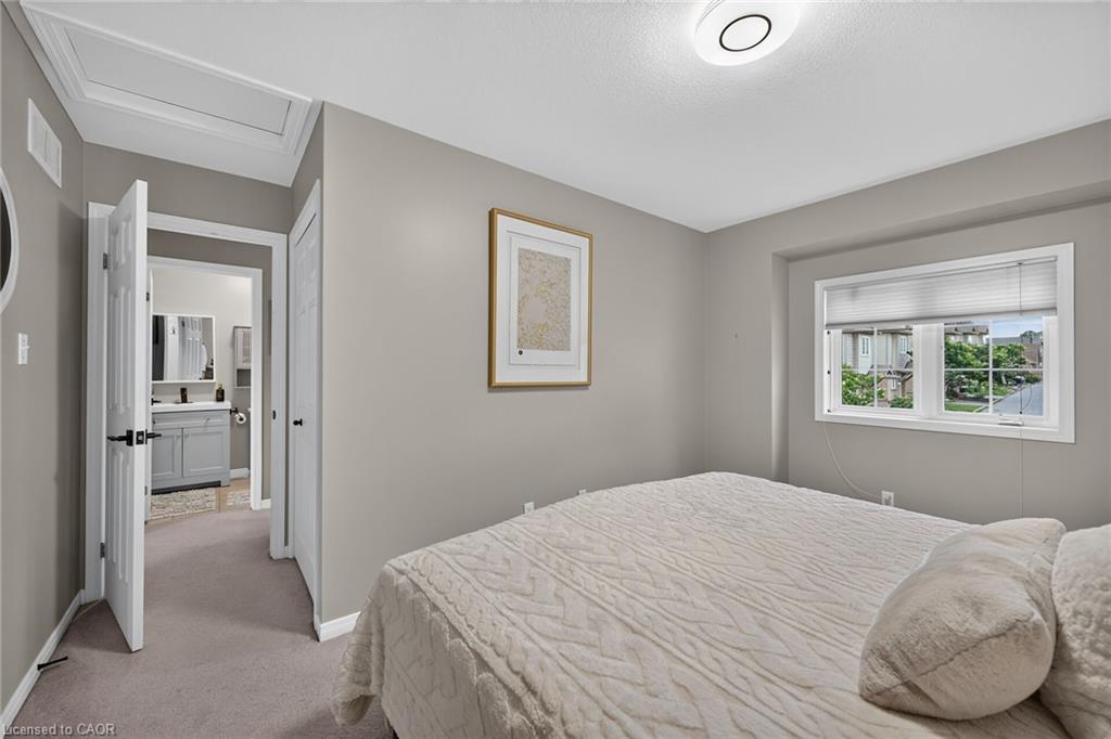 17-1328 Upper Sherman Avenue Property Photo 31
