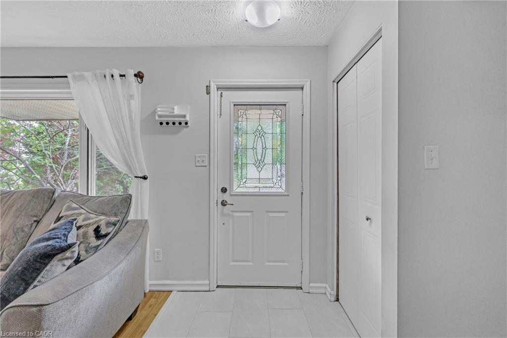 220 Scott Road Property Photo 3