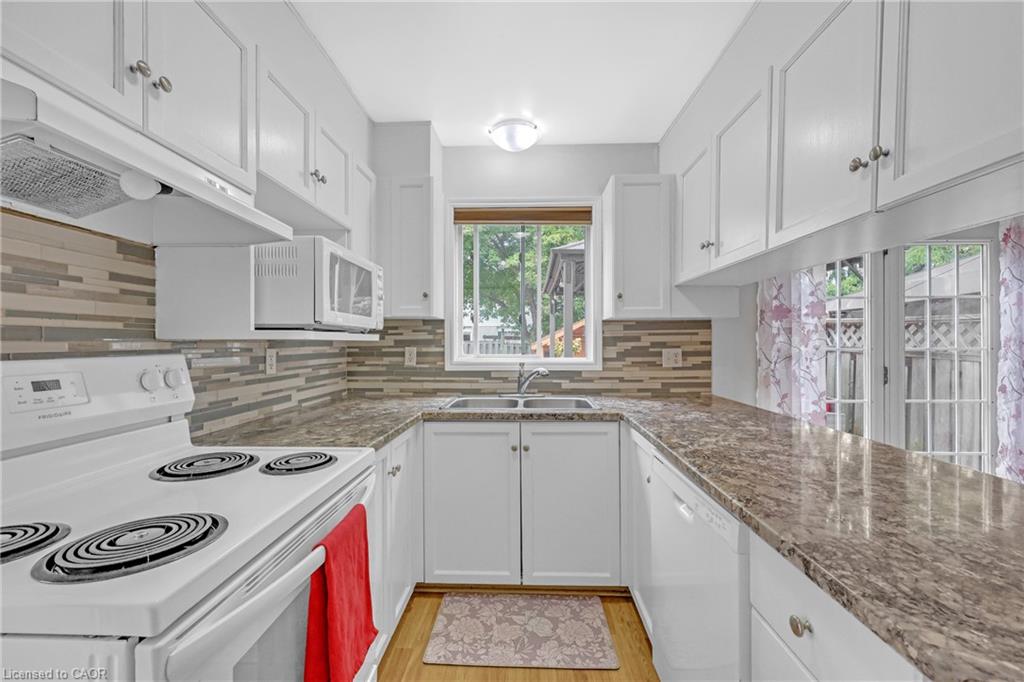 220 Scott Road Property Photo 10