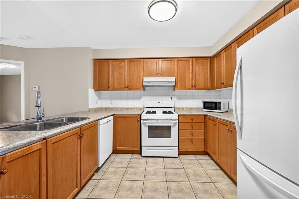 37-50 Rice Avenue Property Photo 7