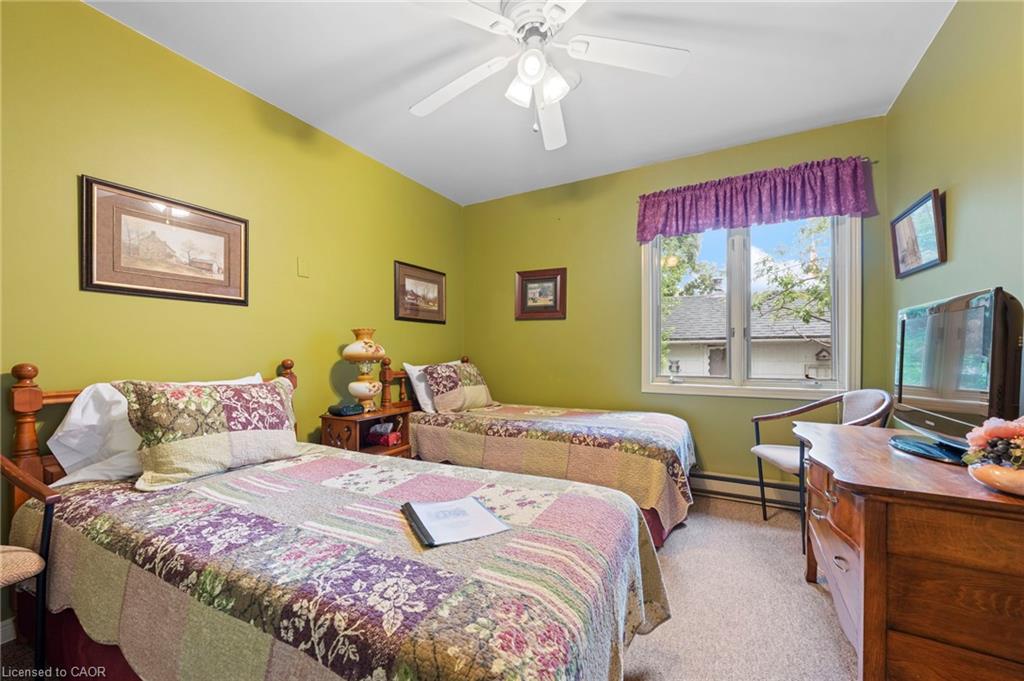 1040 Bay Street Property Photo 27