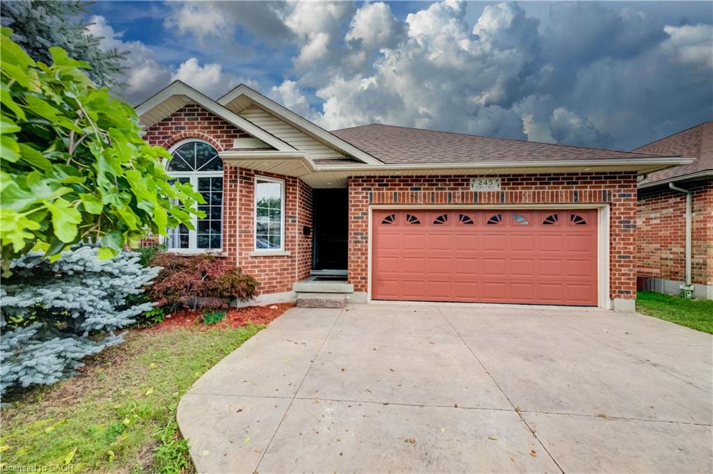 245 Fern Crescent Property Photo 1