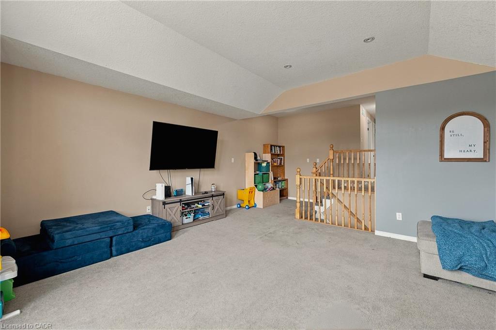 742 Rogers Road Property Photo 16