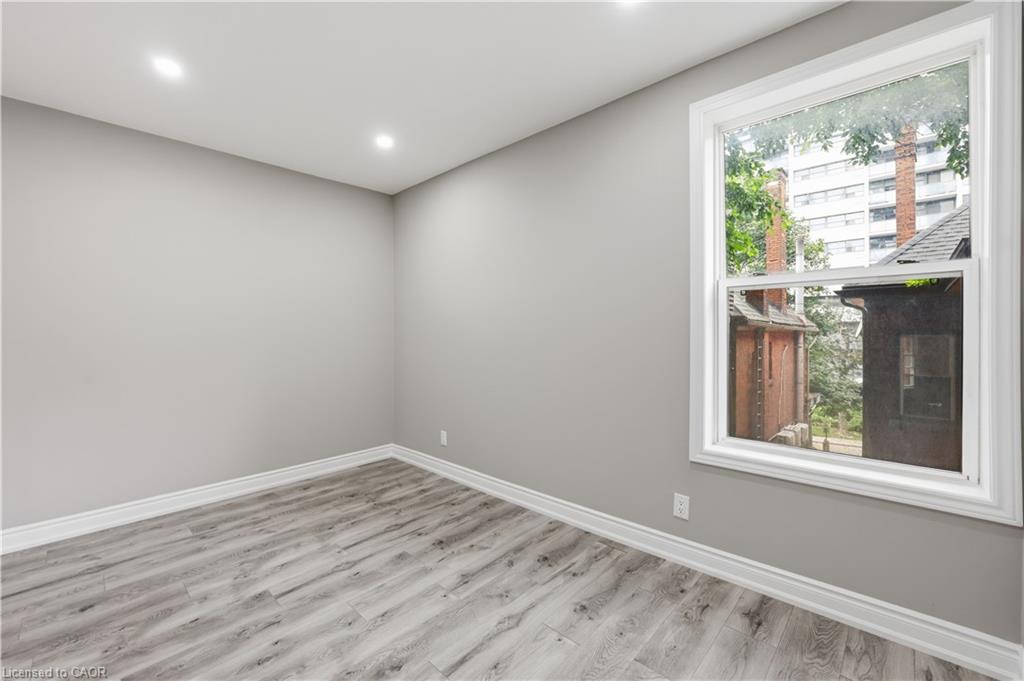 98 Duke Street Property Photo 19