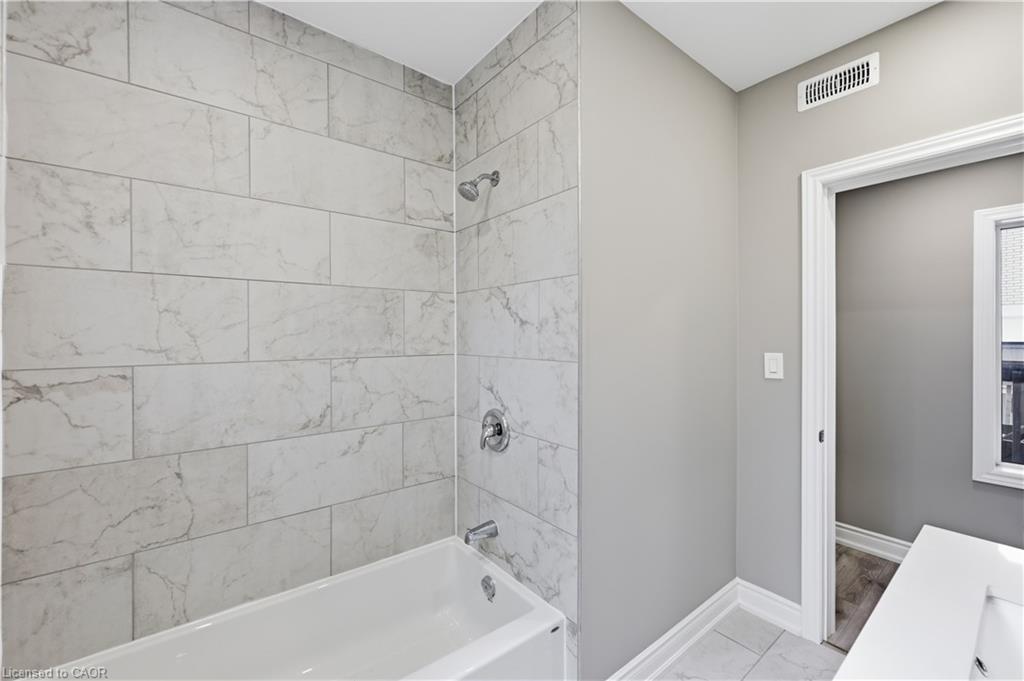 98 Duke Street Property Photo 22