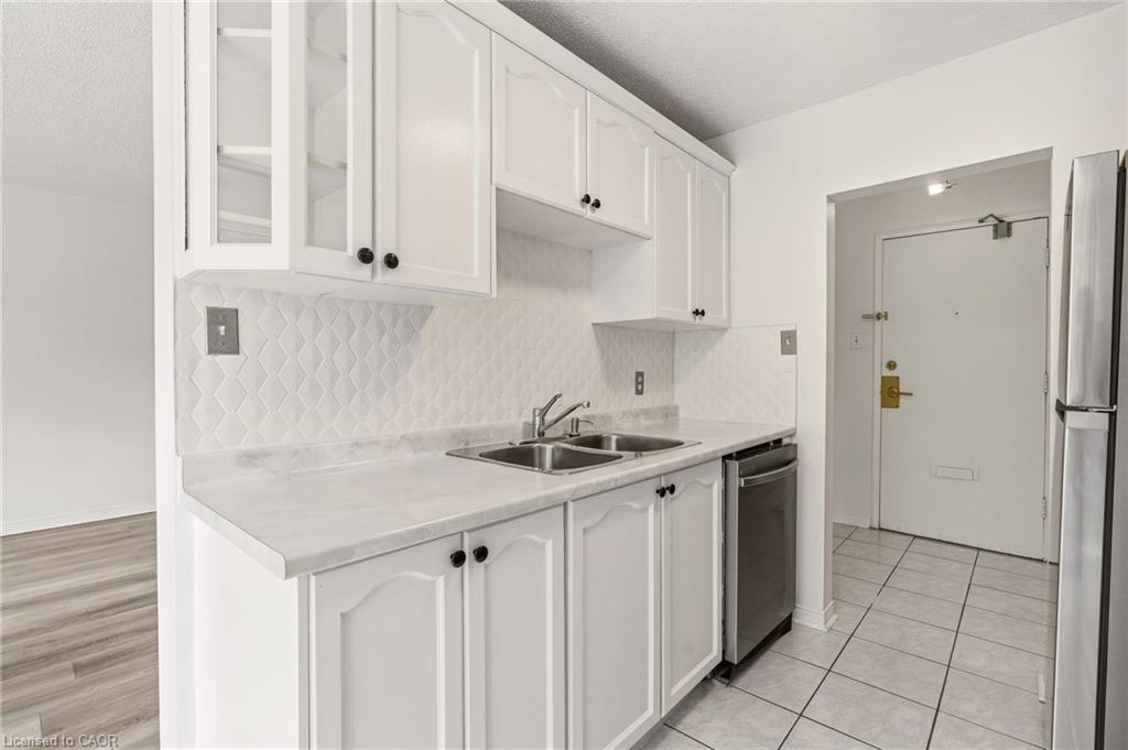 201-2411 New Street Property Photo 14