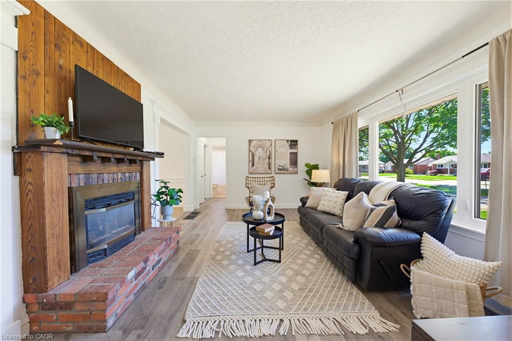 17 Broadmore Avenue Property Photo 4