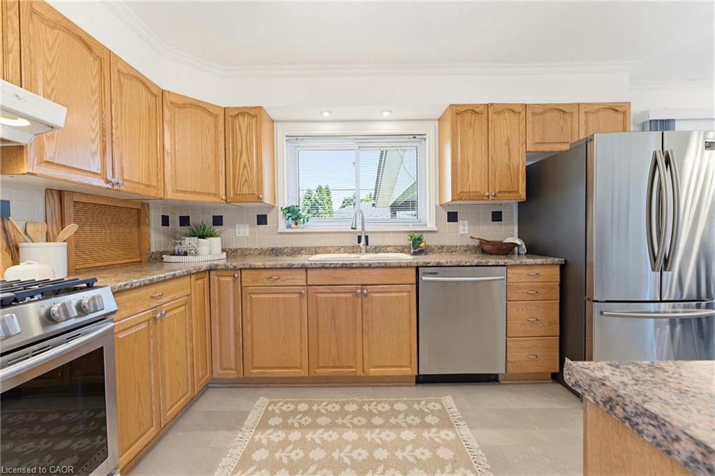 17 Broadmore Avenue Property Photo 7