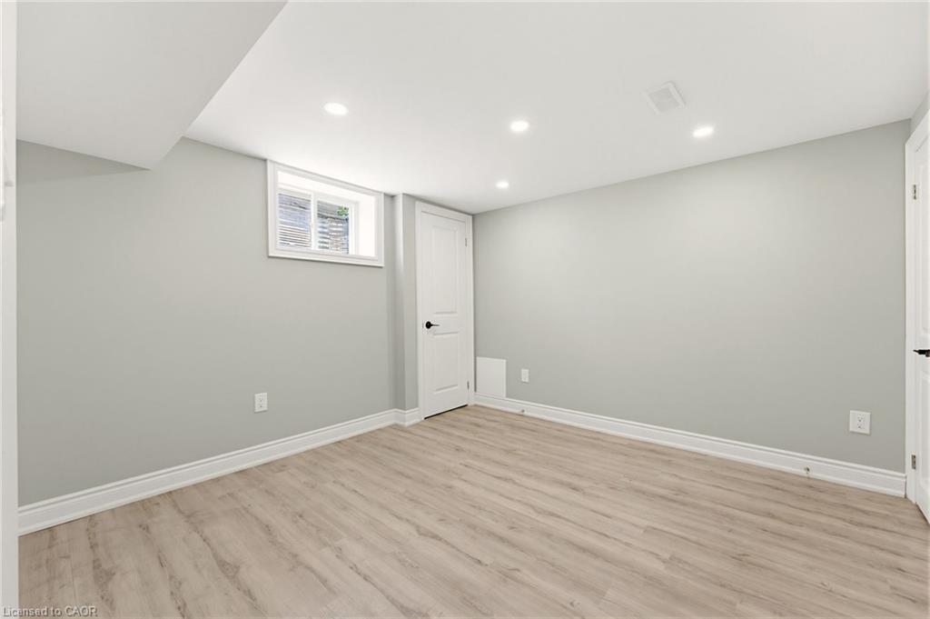 17 Broadmore Avenue Property Photo 26