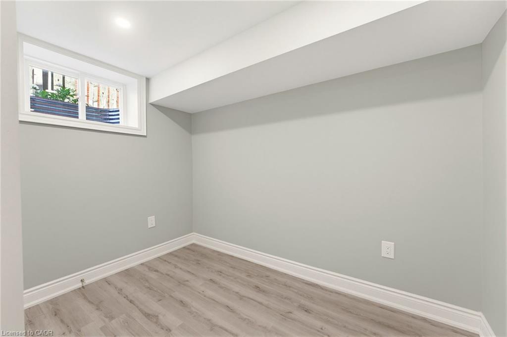 17 Broadmore Avenue Property Photo 28