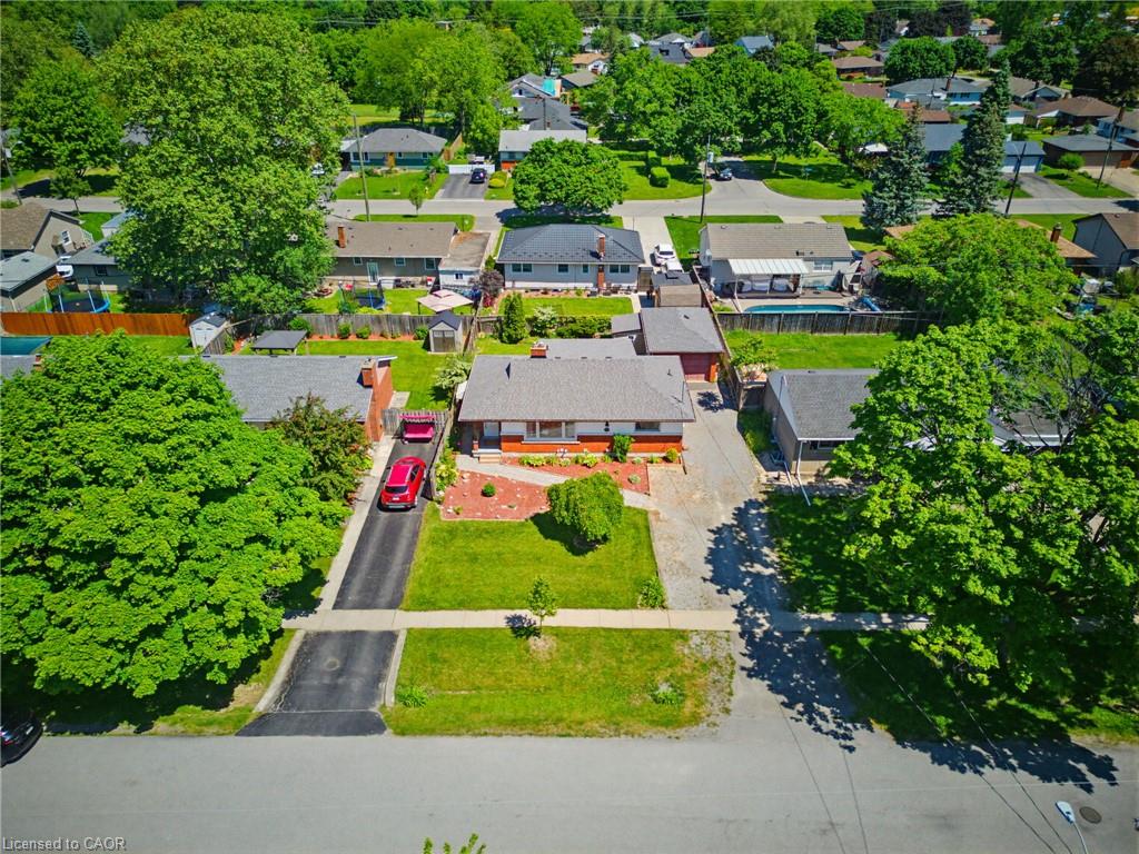 17 Broadmore Avenue Property Photo 38