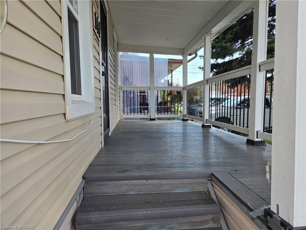 144 Burgar Street Property Photo 5