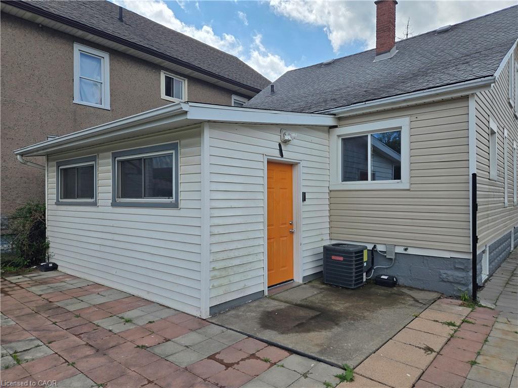 144 Burgar Street Property Photo 7
