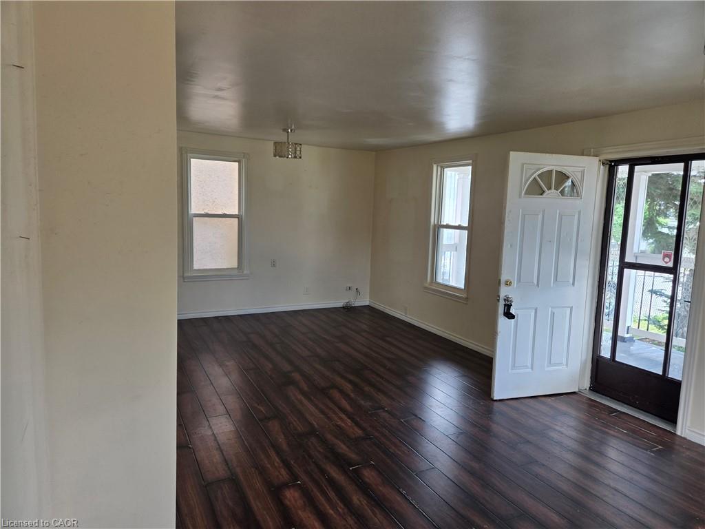 144 Burgar Street Property Photo 14