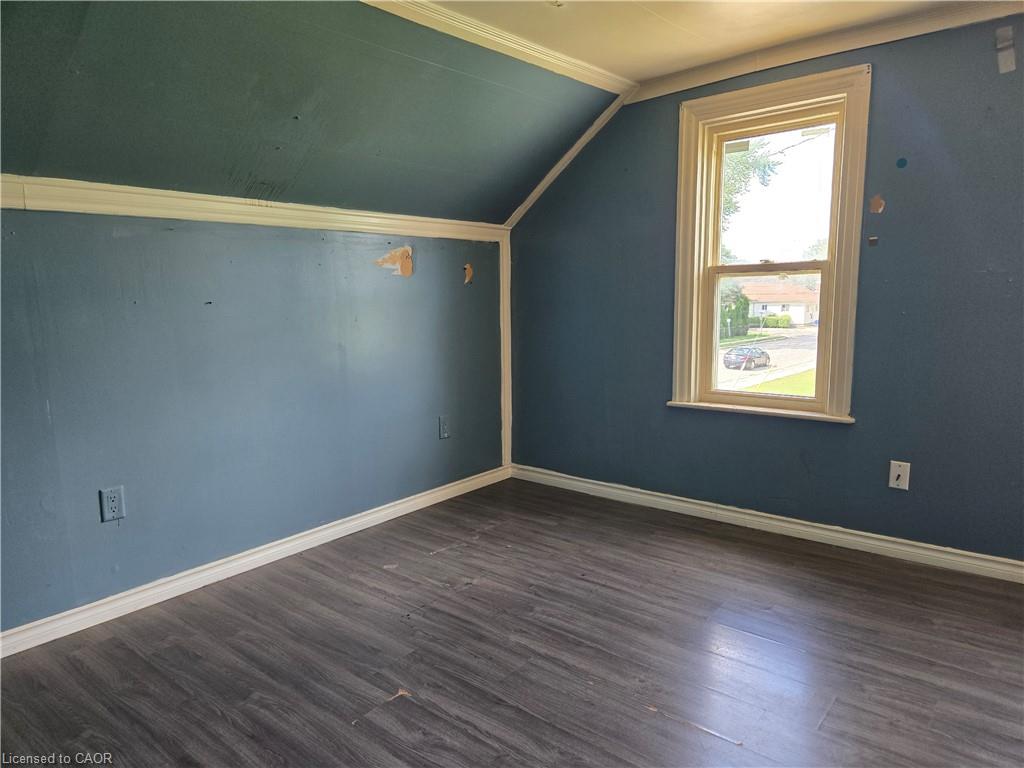 144 Burgar Street Property Photo 15