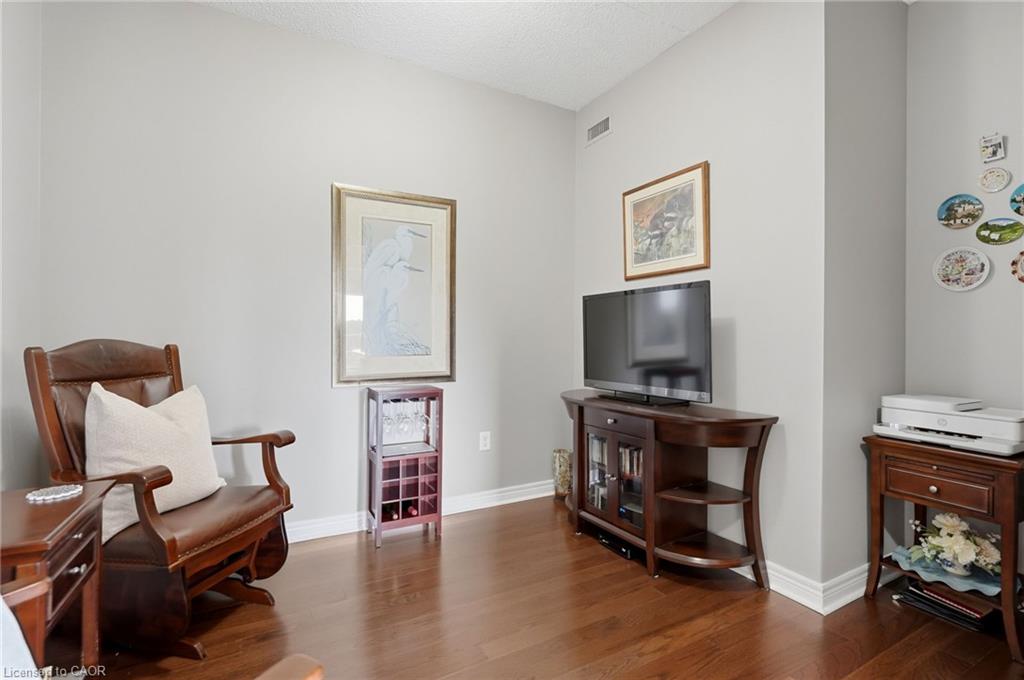 613-2085 Amherst Heights Drive Property Photo 21