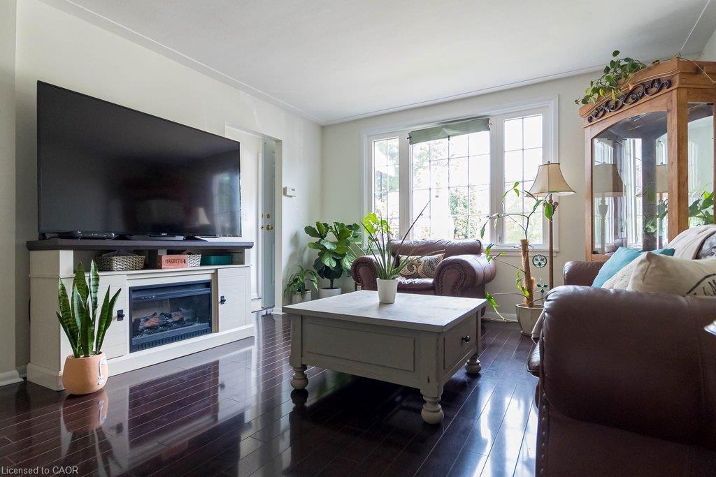 112 East 13th Street Property Photo 15
