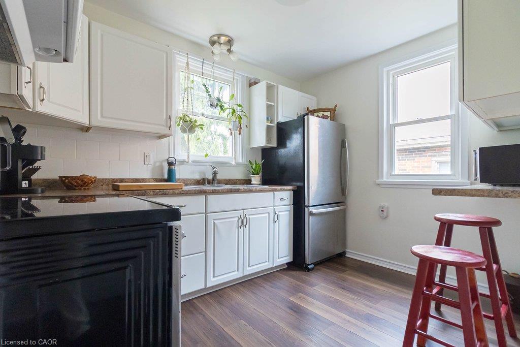 112 East 13th Street Property Photo 18