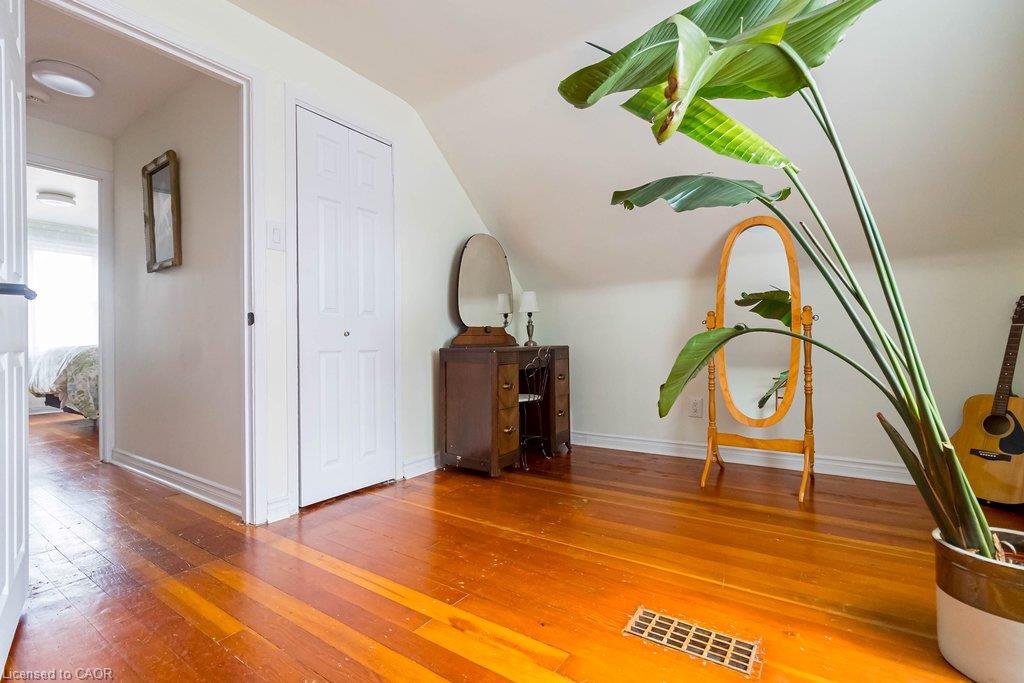 112 East 13th Street Property Photo 27
