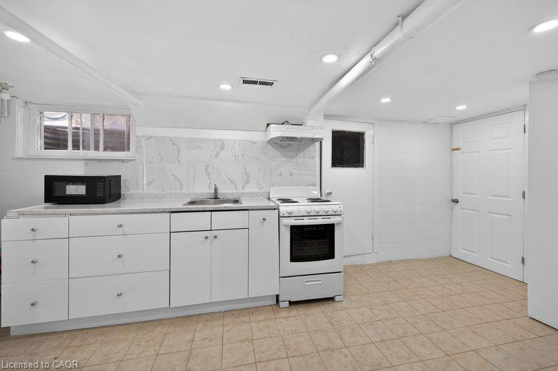 44 Aldridge Street Property Photo 6