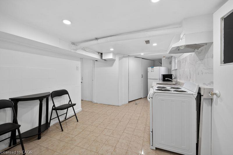 44 Aldridge Street Property Photo 7