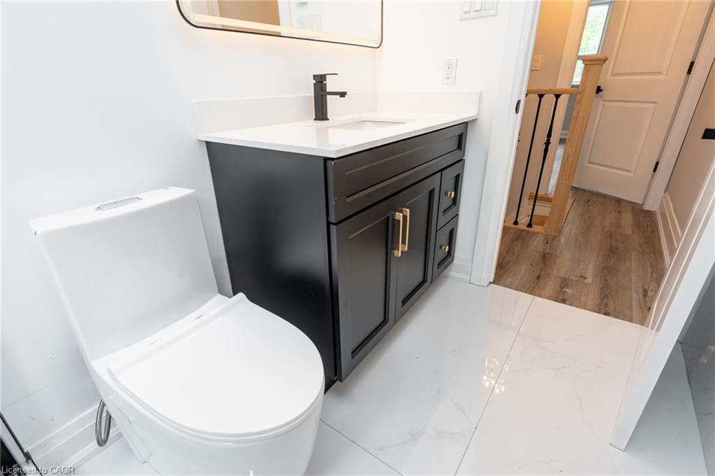 100 Rosethorn Avenue Property Photo 25