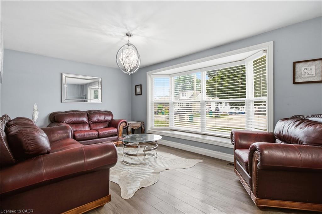 13 Mercer Road Property Photo 10