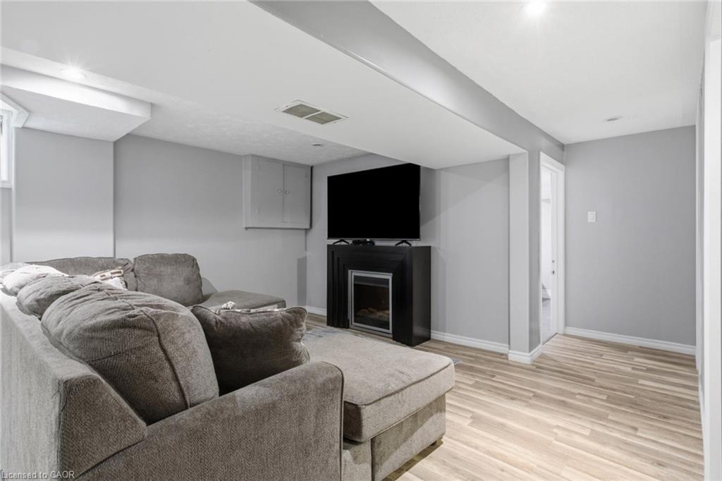 13 Mercer Road Property Photo 23