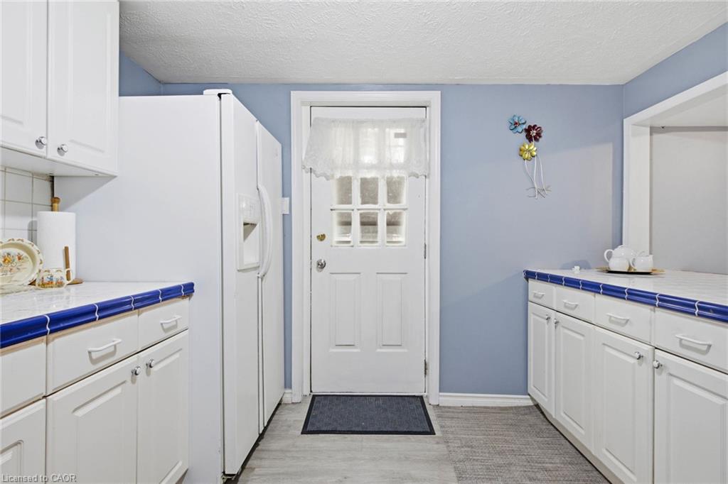 13 Mercer Road Property Photo 29