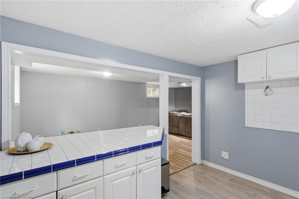13 Mercer Road Property Photo 30