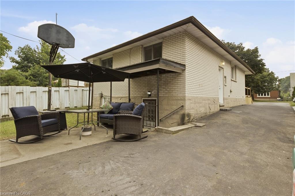 13 Mercer Road Property Photo 36